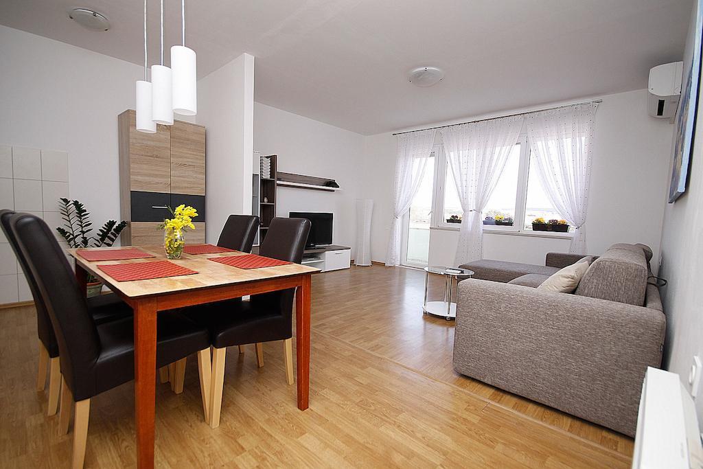 City Center Accommodation Zára Kültér fotó