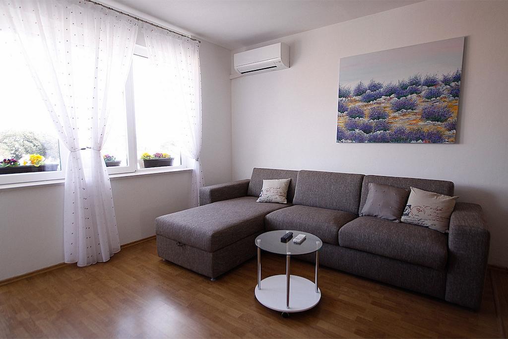 City Center Accommodation Zára Kültér fotó