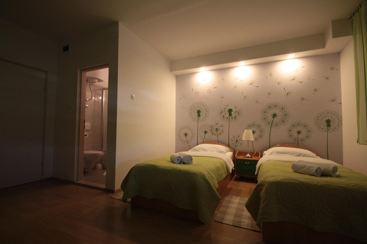 City Center Accommodation Zára Kültér fotó